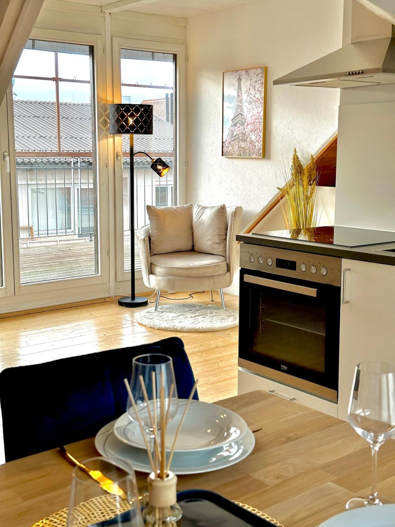 Zentrale Wohnung Mit Dachterasse Brégence Extérieur photo